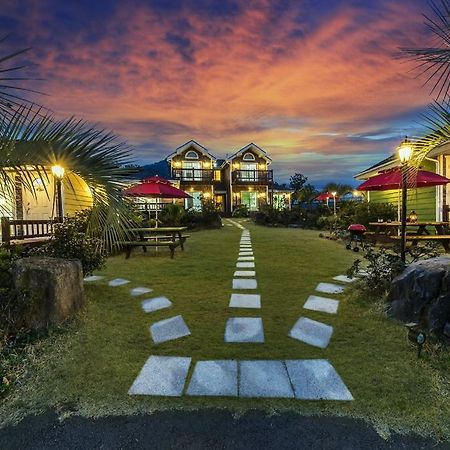 Jubilee Chalet Seogwipo Ngoại thất bức ảnh