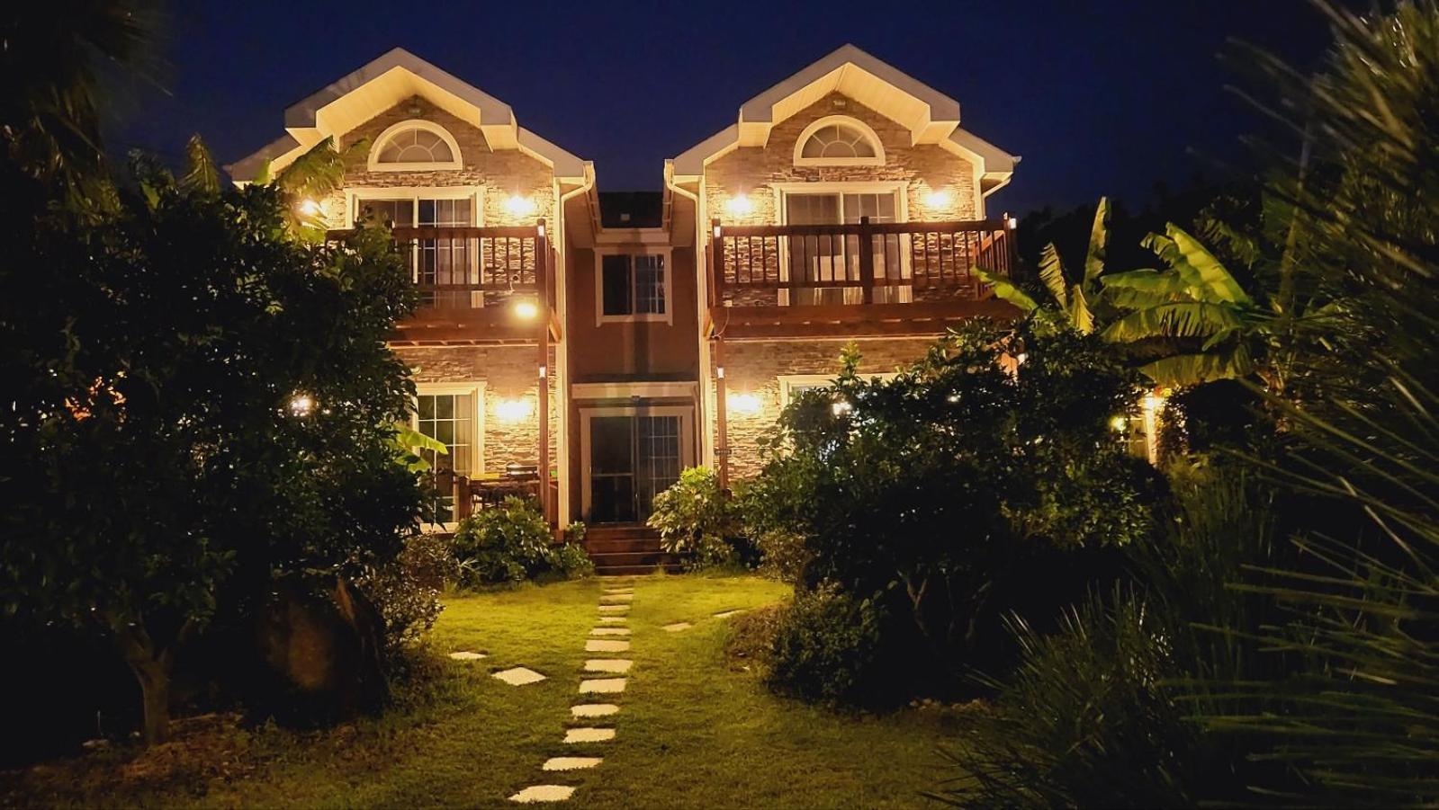 Jubilee Chalet Seogwipo Ngoại thất bức ảnh