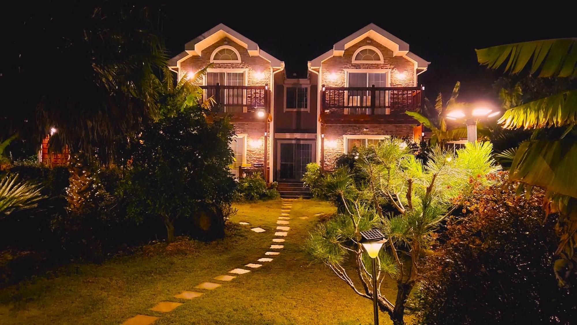 Jubilee Chalet Seogwipo Ngoại thất bức ảnh