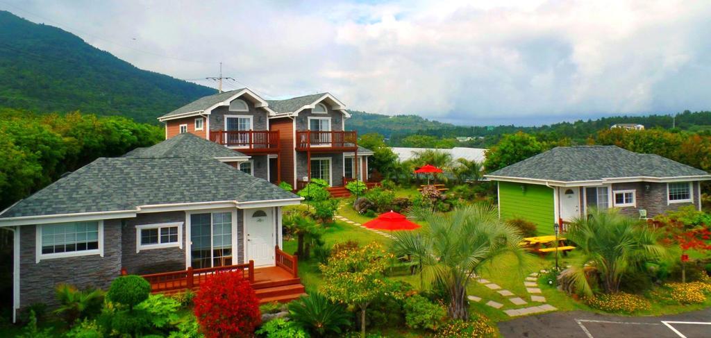 Jubilee Chalet Seogwipo Ngoại thất bức ảnh